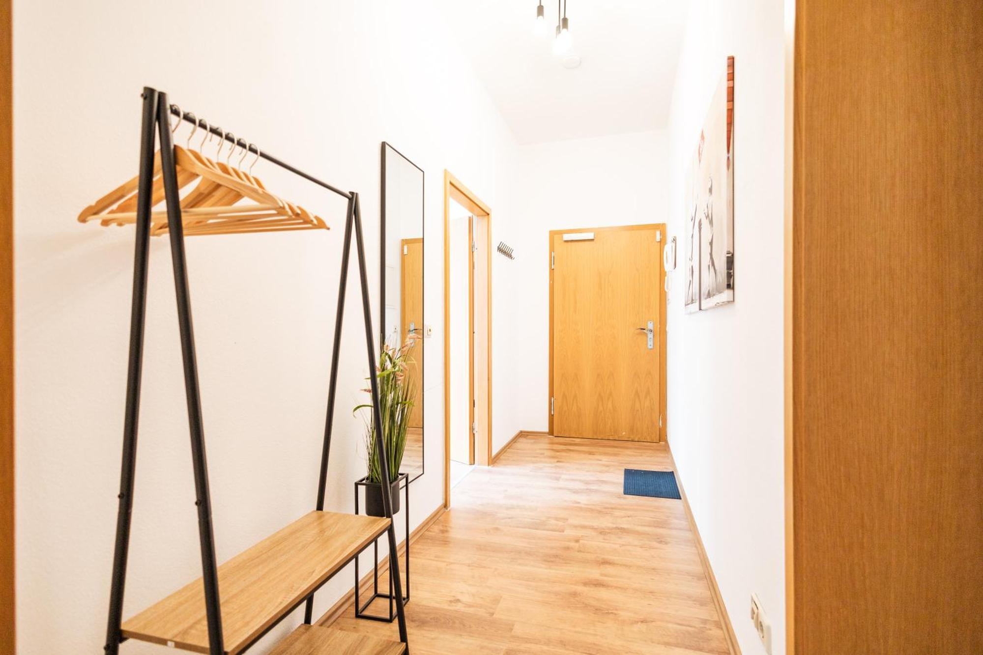 Halle  Ko-Living Space An Der Oper - Street Art Design Apartments المظهر الخارجي الصورة